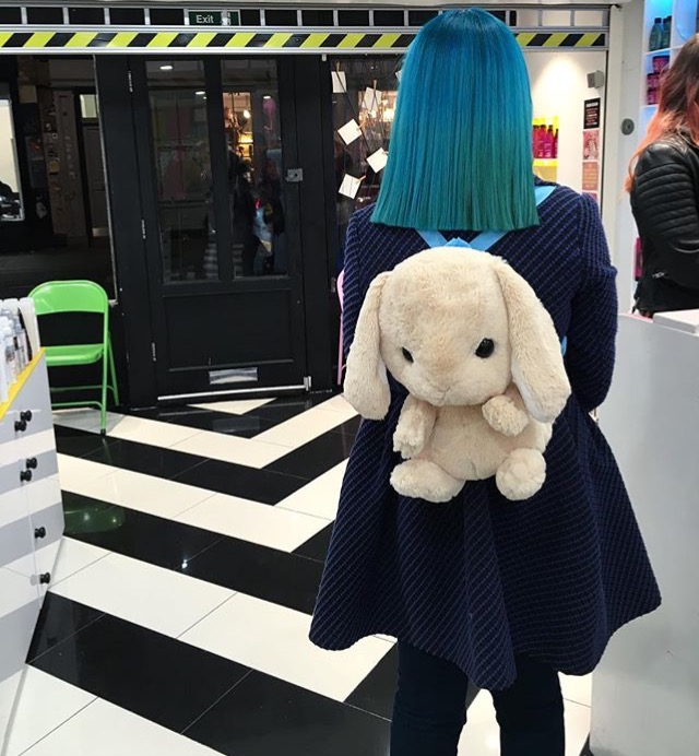 frizura, frizura trendek, frizura divat, frizurakepek, fodraszat, fodraszat budapest, fodrászkereső, bwnet, szalonszoftver, online időpontfoglalás fodrászatokba, hairdressers london