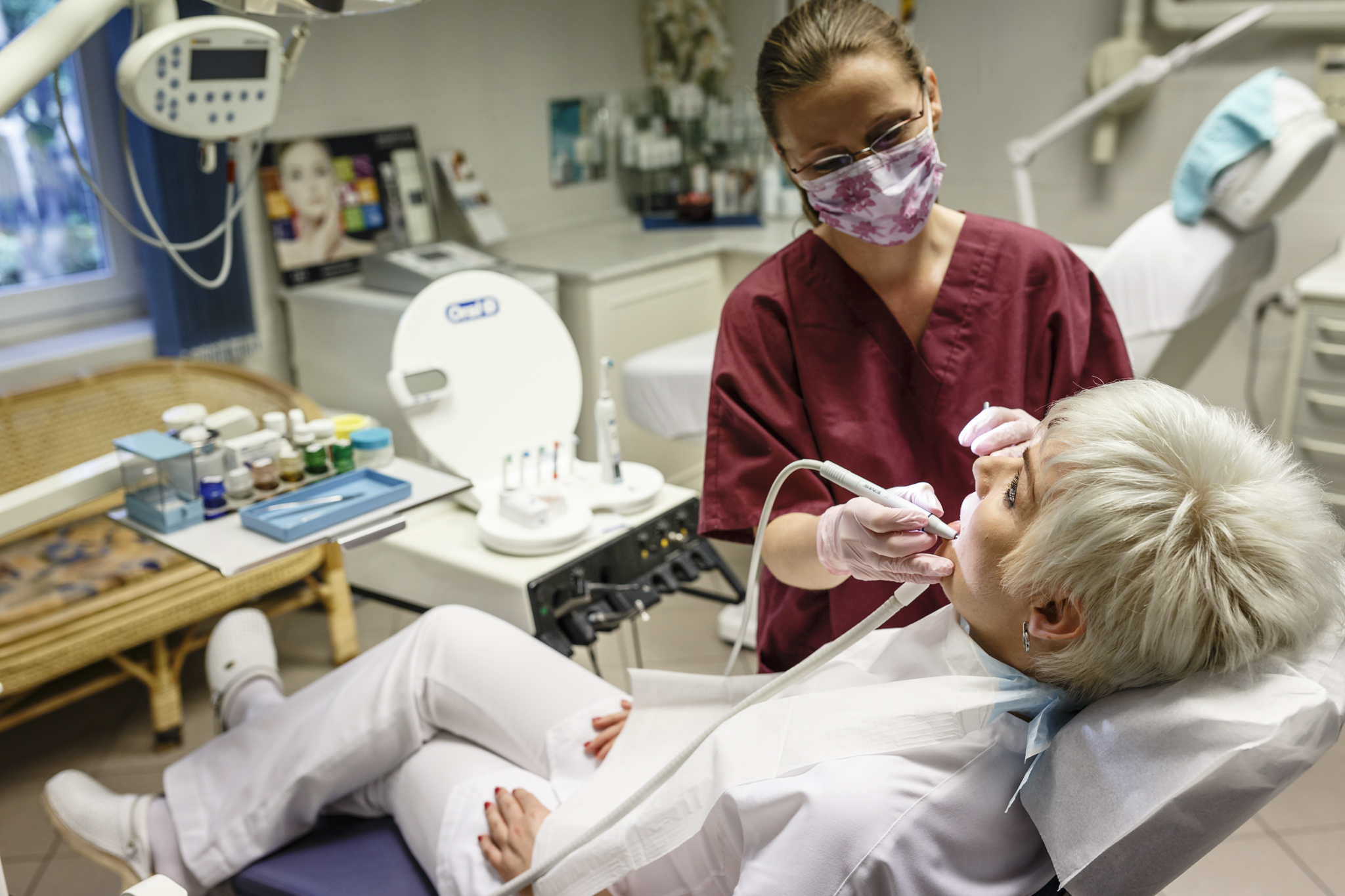 Ultrahangos fogkő eltávolítás és polírozás a bwneten fogkoeltavolitas zuglo, kozmetika zuglo, fogaszat budapest, fogaszat 14.kerulet, de szabo beata, bwnet, online idopontfoglalas
