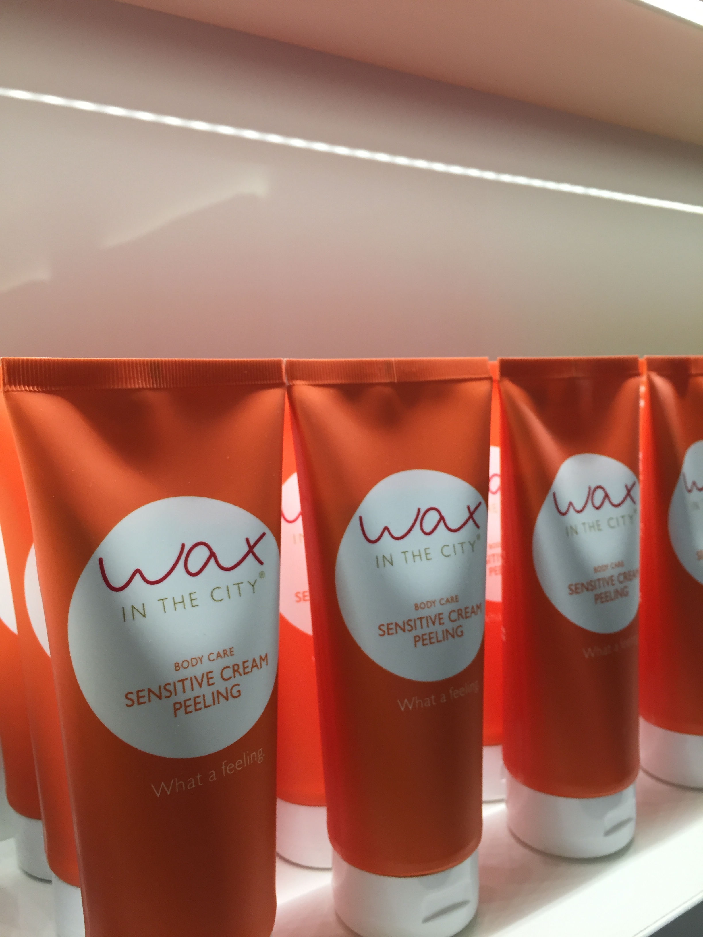 wax in the city budapest sensitive cream peeling