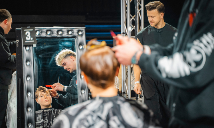 kepes_beszamolo_ilyen_volt_a_barber_fesztival_barber_battle_budapest_2024 kepes_beszamolo_ilyen_volt_a_barber_fesztival_barber_battle_budapest_2024