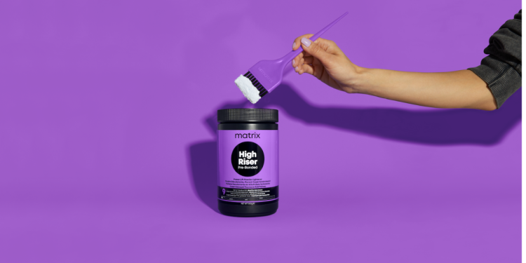 platinaszoke_vagy_ragyogo_osz_hajszin_egy_alkalom_alatt_matrix platinaszoke_vagy_ragyogo_osz_hajszin_egy_alkalom_alatt_matrix