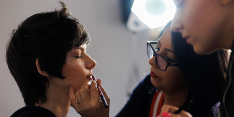 dancso_erika_frizura_kollekcio_2023_osz_tel_univerzum dancso_erika_frizura_kollekcio_2023_osz_tel_univerzum