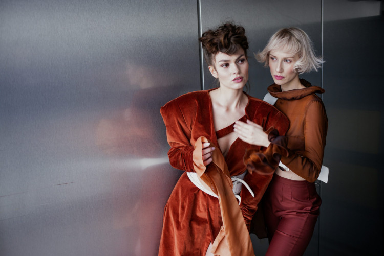 Dancso_Dancso_Erica_Dancso_Erica_autumn_Dancso_Erica_autumn_2020_frizurak_felhosszu_hajbol_40_kep_dancso_erika_termeszet_kollekciojabol_.jpg Dancso_Dancso_Erica_Dancso_Erica_autumn_Dancso_Erica_autumn_2020_frizurak_felhosszu_hajbol_40_kep_dancso_erika_termeszet_kollekciojabol_.jpg