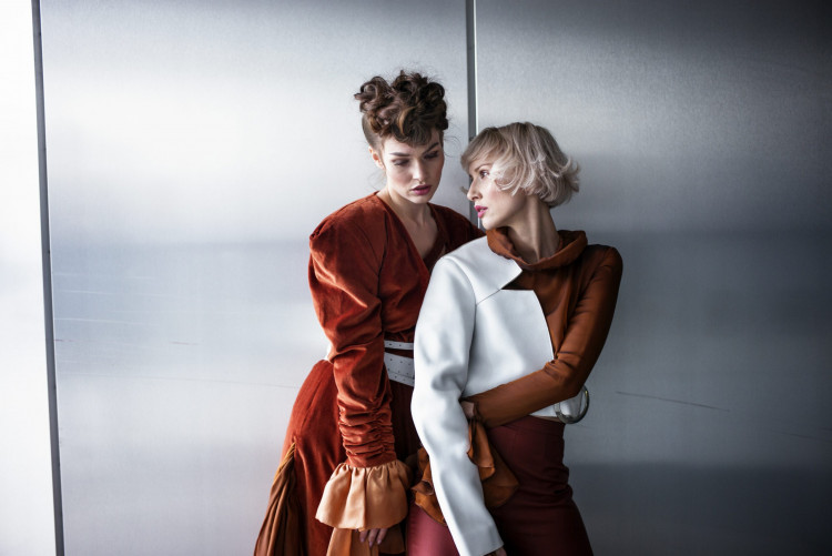 Dancso_Erica_Dancso_Erica_autumn_Dancso_Erica_autumn_2020_frizurak_felhosszu_hajbol_40_kep_dancso_erika_termeszet_kollekciojabol_.jpg Dancso_Erica_Dancso_Erica_autumn_Dancso_Erica_autumn_2020_frizurak_felhosszu_hajbol_40_kep_dancso_erika_termeszet_kollekciojabol_.jpg