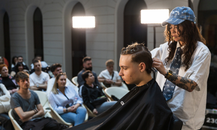 barber_roadshow_2025_hayden_cassidy_borbely_szeminarium_kepes_beszamolo barber_roadshow_2025_hayden_cassidy_borbely_szeminarium_kepes_beszamolo