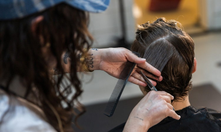 barber_roadshow_2025_hayden_cassidy_borbely_szeminarium_kepes_beszamolo barber_roadshow_2025_hayden_cassidy_borbely_szeminarium_kepes_beszamolo