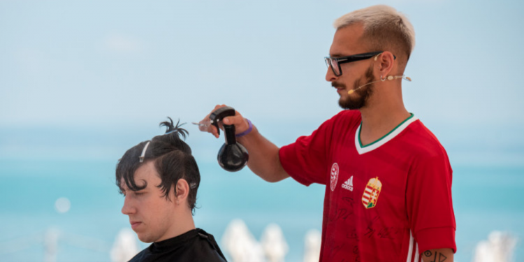 barber_roadshow_siofok_plazs_2022