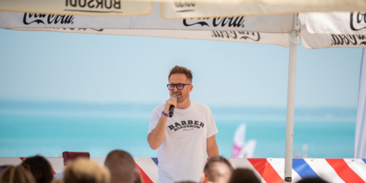 barber_roadshow_siofok_plazs_2022