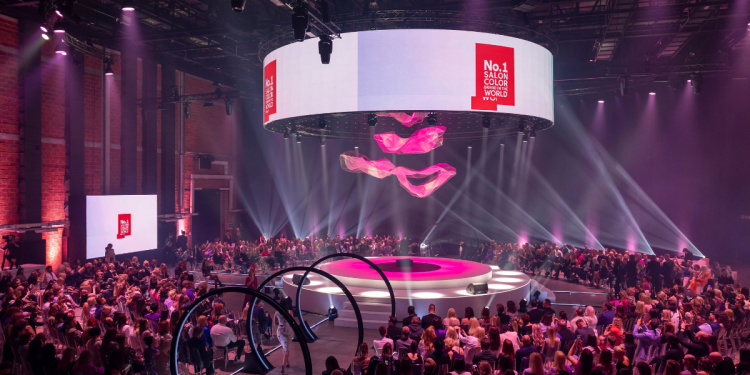 csendes_luxus_hajtrend_varso_wella_professionals_illuminight