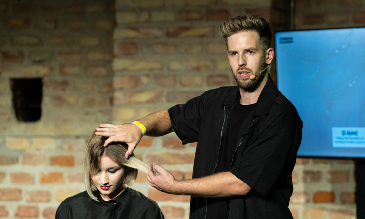 dalotti_gergo_a_budapest_hair_show_ev_felfedezettje
