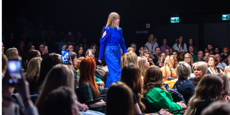 danilo_bozic_airtouch_technika_budapest_hair_show