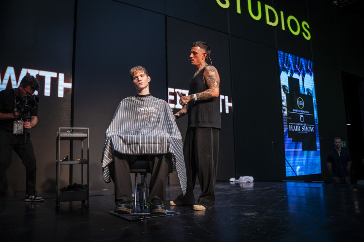 erre_figyelj_a_barber_battle_soran_cal_newsome_tanacs_a_versenyzoknek_copy erre_figyelj_a_barber_battle_soran_josh_laerre_figyelj_a_barber_battle_soran_cal_newsome_tanacs_a_versenyzoknek_copymonaca_tanacs_a_versenyzoknek