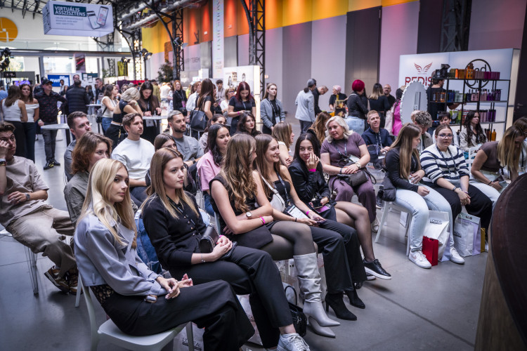 kepes_beszamolo_hajgyogyaszat_spa_masterclass_x_budapest_hair_show_2025