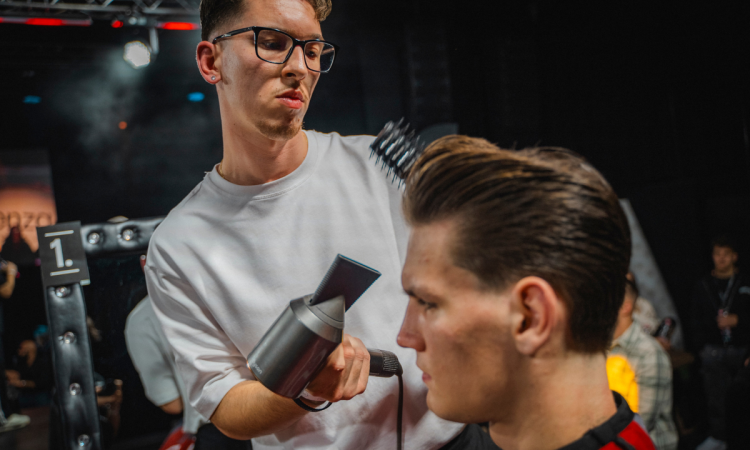 https://bwnet.hu/hirek/frizura-trend/a_barber_barber_battle_budapest_2024_professional_kategoria_gyoztesei https://bwnet.hu/hirek/frizura-trend/a_barber_barber_battle_budapest_2024_professional_kategoria_gyoztesei