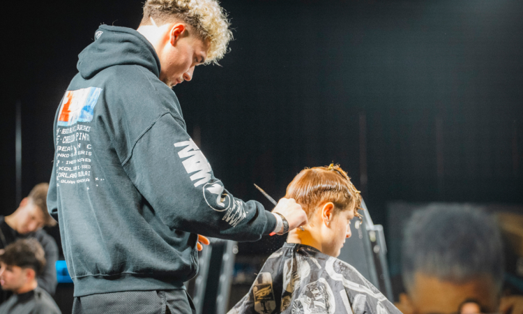 kepes_beszamolo_ilyen_volt_a_barber_fesztival_barber_battle_budapest_2024 kepes_beszamolo_ilyen_volt_a_barber_fesztival_barber_battle_budapest_2024