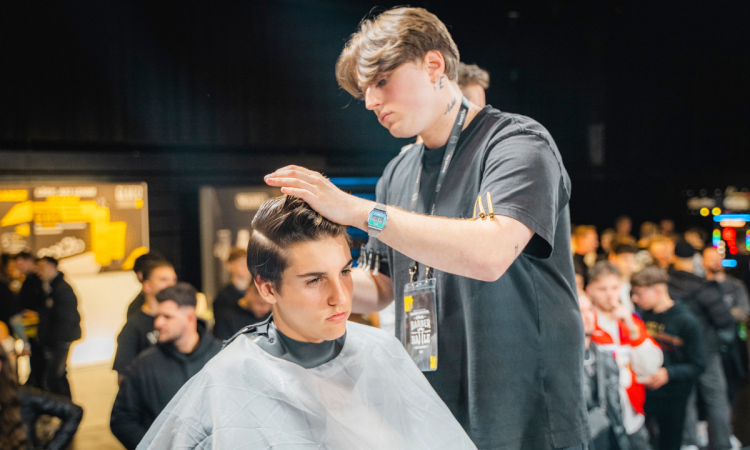 https://bwnet.hu/hirek/frizura-trend/a_barber_barber_battle_budapest_2024_tanulo_kategoria_gyoztesei https://bwnet.hu/hirek/frizura-trend/a_barber_barber_battle_budapest_2024_tanulo_kategoria_gyoztesei