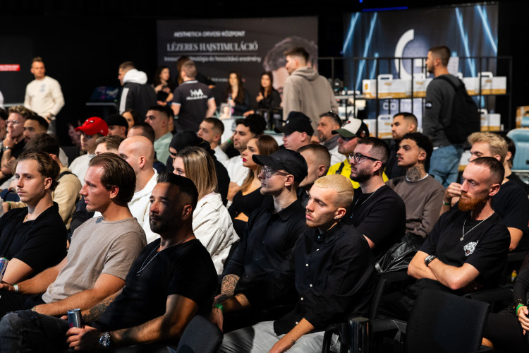 kepes_beszamolo_josh_lamonaca_a_barber_fesztival_barber_battle_budapest_2023_szinpadan kepes_beszamolo_josh_lamonaca_a_barber_fesztival_barber_battle_budapest_2023_szinpadan