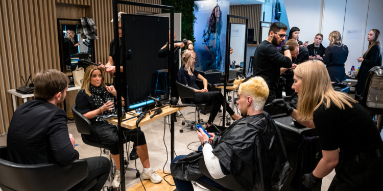 schwarzkopf_professional_partners_in_craft_lesley_jennison_oktatasa
