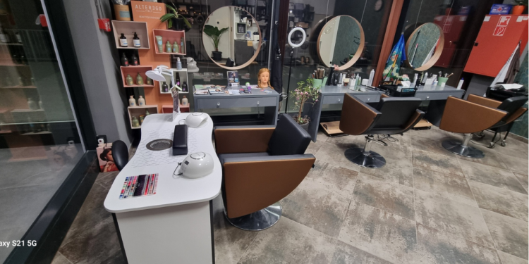 uj_szepsegszalon_torokbalinton_moka_hair