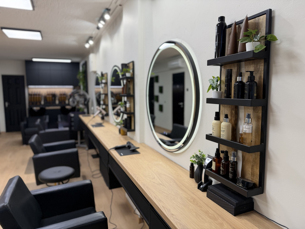 Matos Tekla HairSalon - Fodrászat, Szempilla-hosszabbítás, Hajgyógyászat