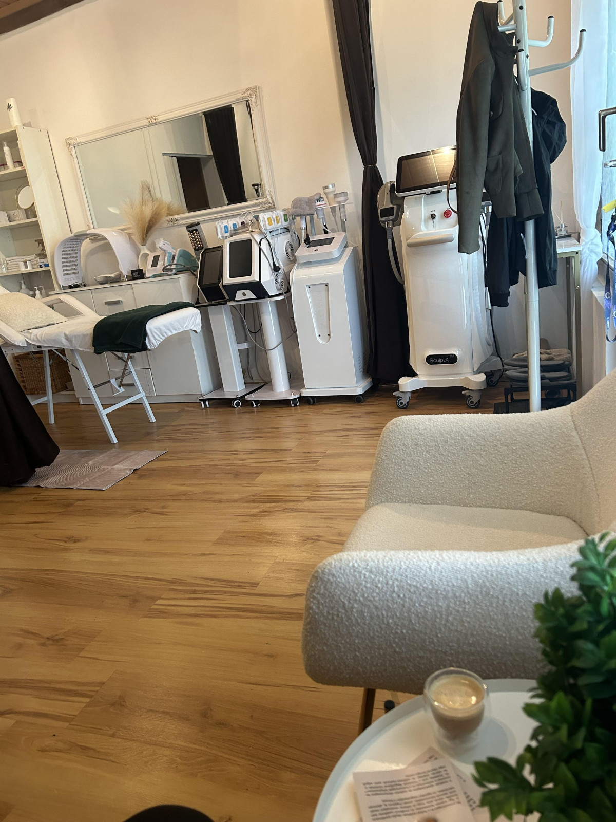 BodyArt Room - Testkezelés, Tartós szőrtelenítés