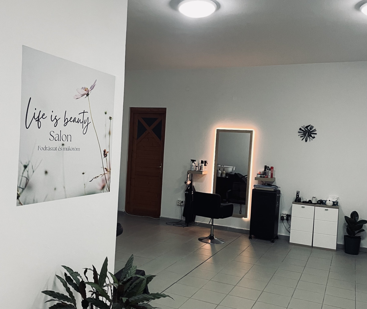 Life is Beauty Salon - Fodrászat