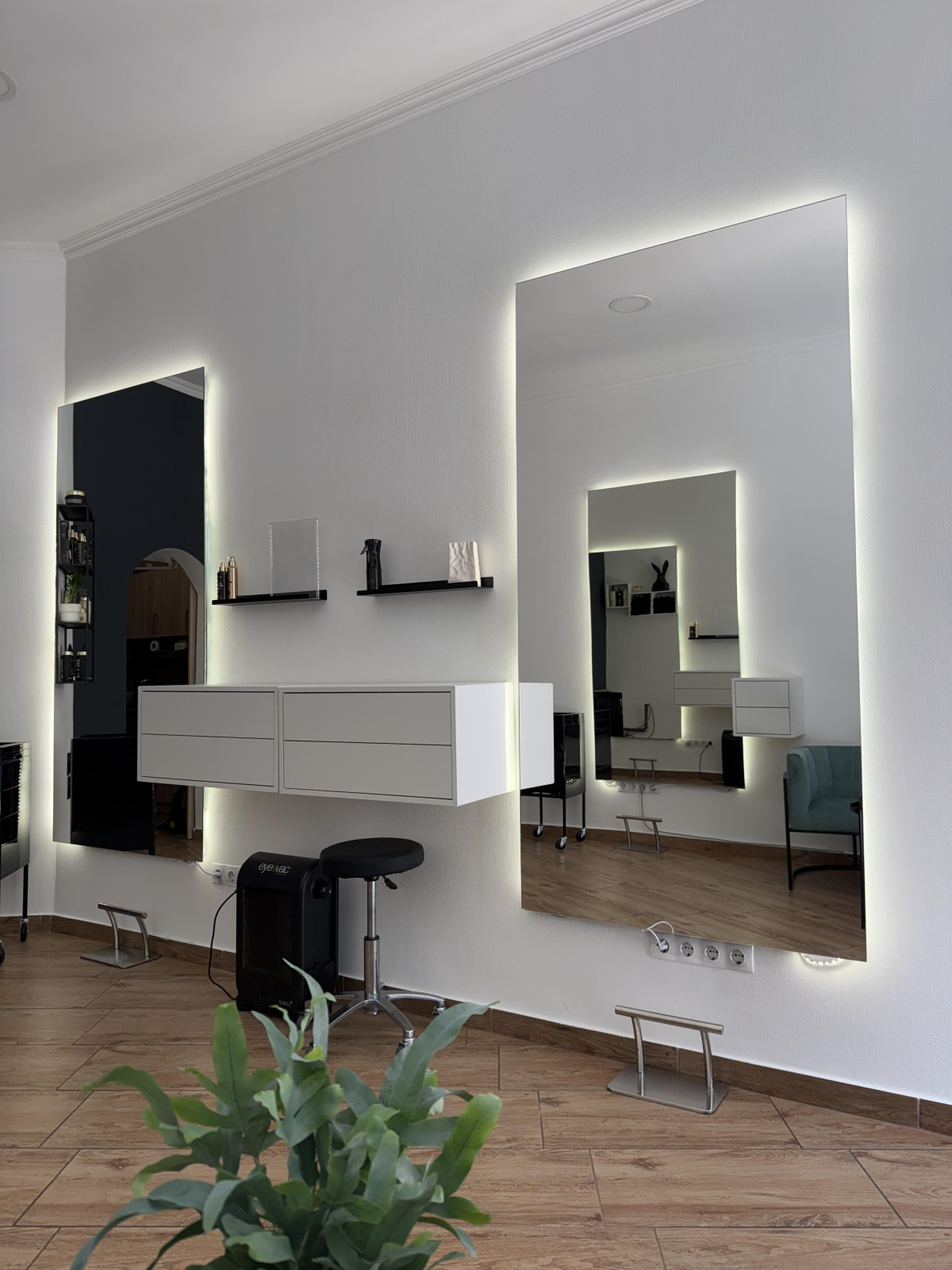 ZSIDÓ HAIR STUDIO - Fodrászat