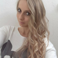 Surányiová Dóra